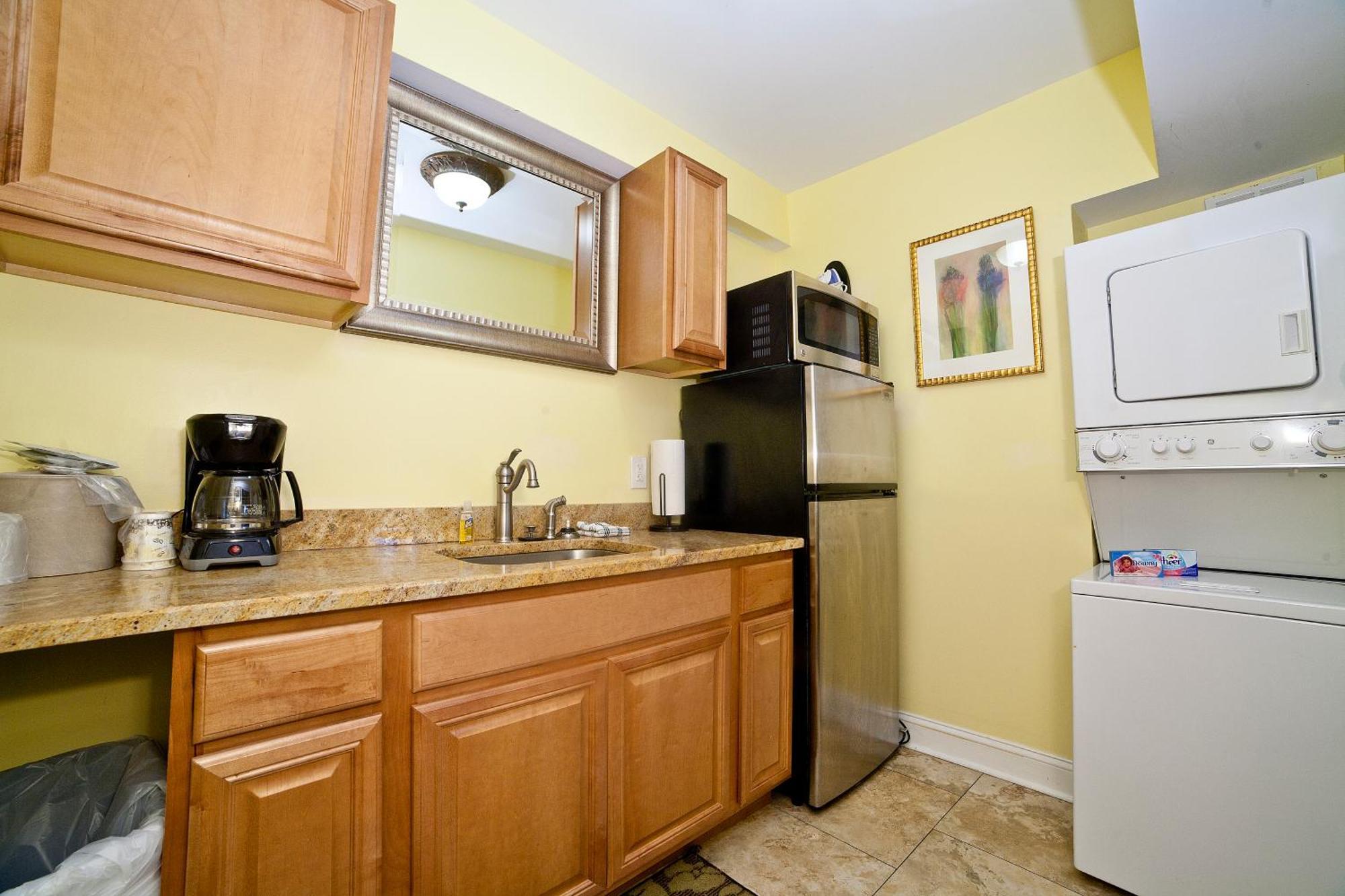 Desoto Gardens Hotel 4*