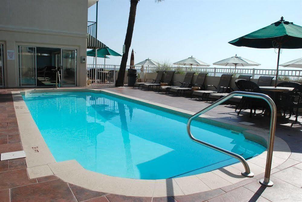Hotel Desoto Gardens Tybee Island